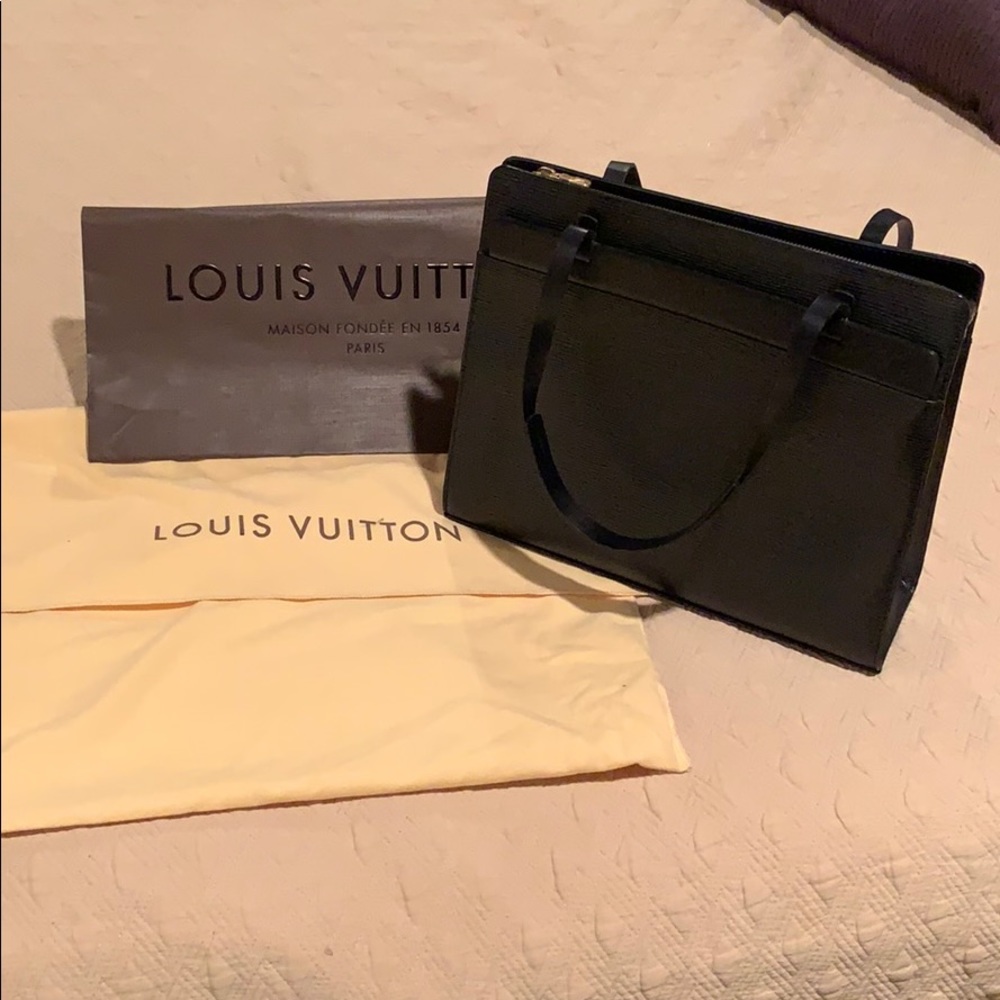 🌺Authentic Louis Vuitton Croisette PM Black🌺